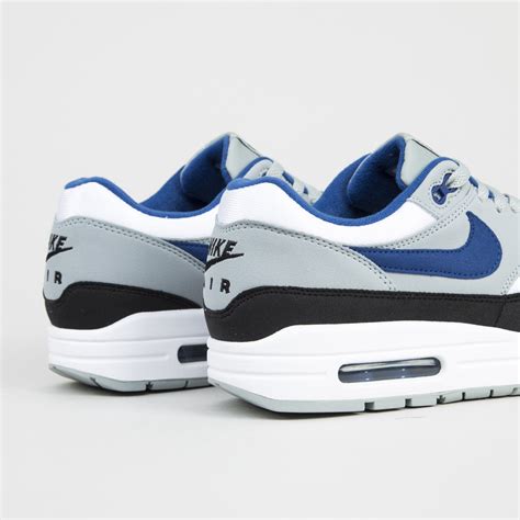 nike air max 1 blauw wit|air max 1 shoes.